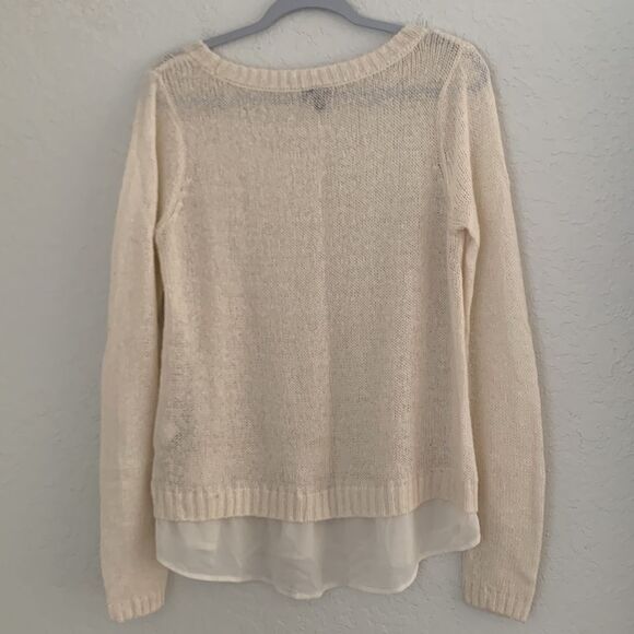 Torrid Layered Women’s White Sweater Size 0 = L - Picture 2 of 9